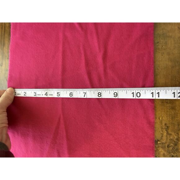 Women's V Fraas Cashmink Made in Germany Super Soft Pink Scarf - Picture 4 of 5